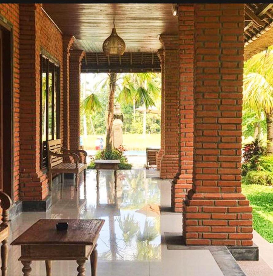 Intan Villa & Suite Ubud Buitenkant foto