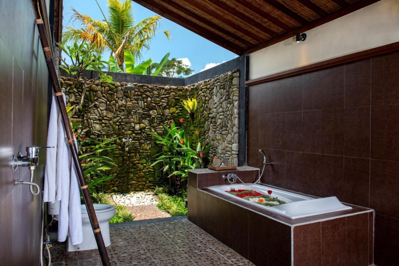Intan Villa & Suite Ubud Buitenkant foto