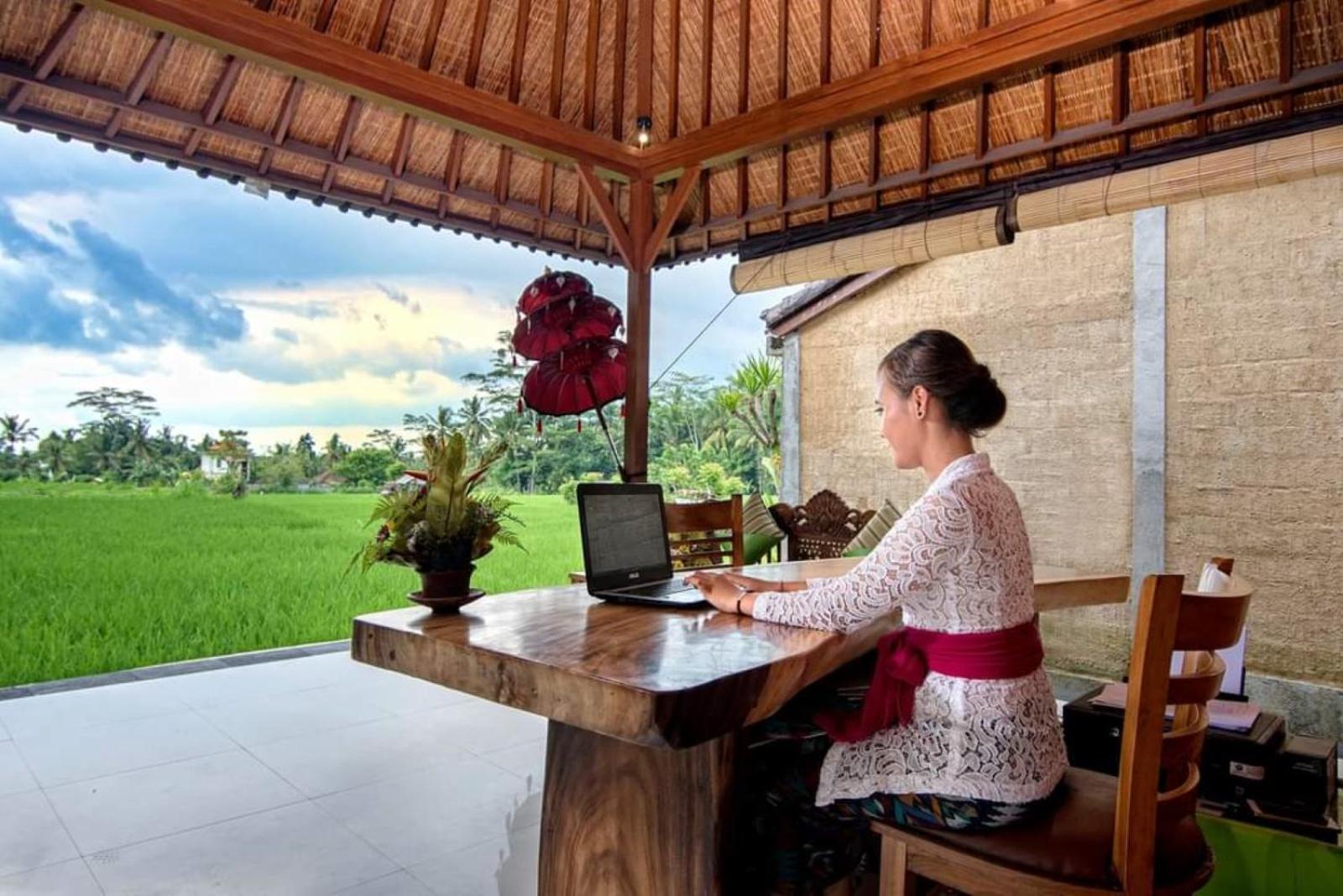 Intan Villa & Suite Ubud Buitenkant foto